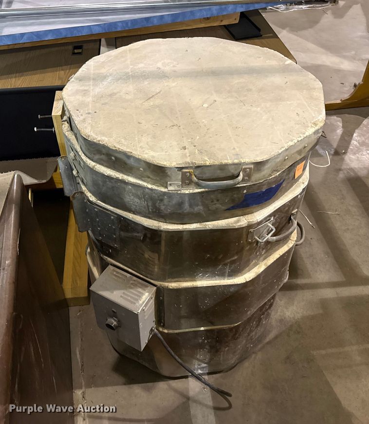 image for item EP0713 (4) kilns