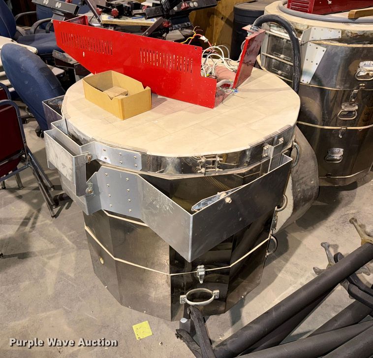 image for item EP0713 (4) kilns