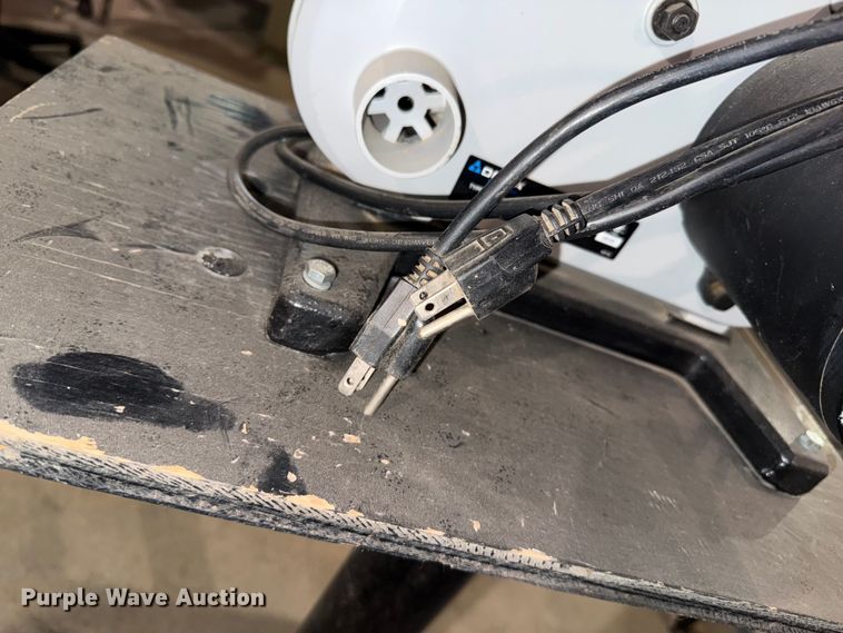 image for item EP0715 Delta band saw