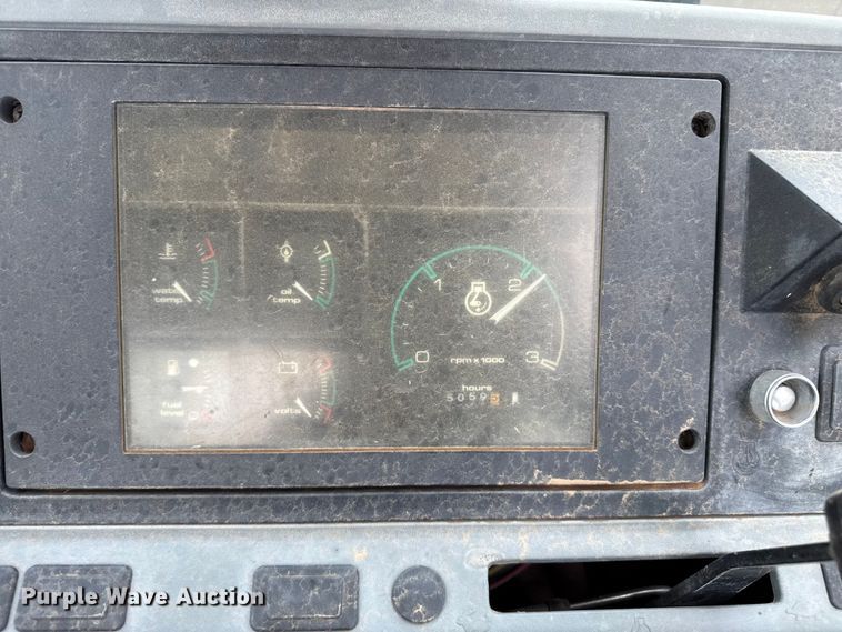 image for item EP0716 1999 Case 580L Series 2 backhoe