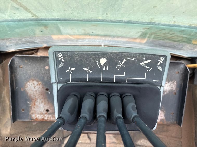 image for item EP0716 1999 Case 580L Series 2 backhoe