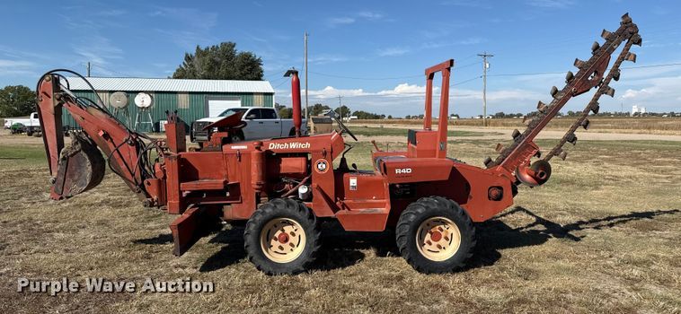 image for item EP0719 Ditch Witch R40 trencher
