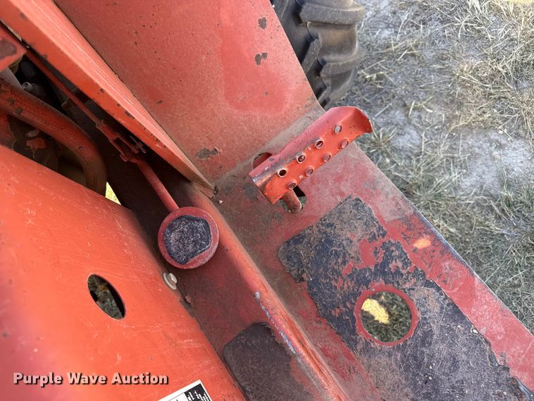 image for item EP0719 Ditch Witch R40 trencher