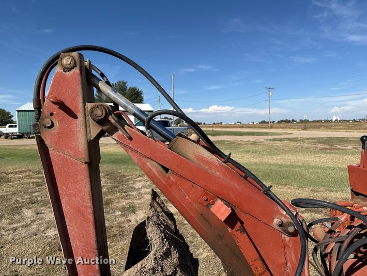 image for item EP0719 Ditch Witch R40 trencher