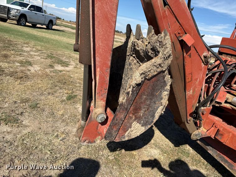 image for item EP0719 Ditch Witch R40 trencher