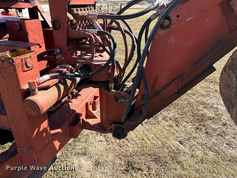 image for item EP0719 Ditch Witch R40 trencher