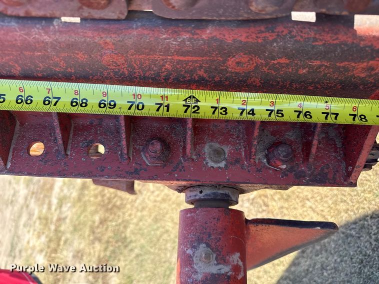 image for item EP0719 Ditch Witch R40 trencher