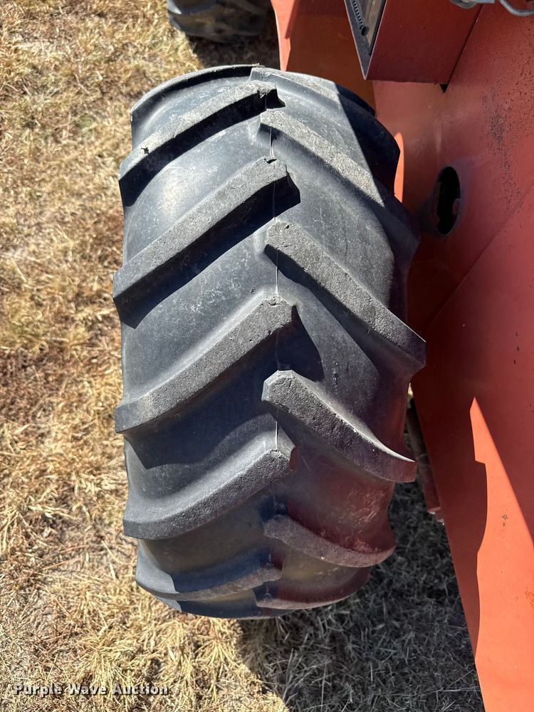 image for item EP0719 Ditch Witch R40 trencher