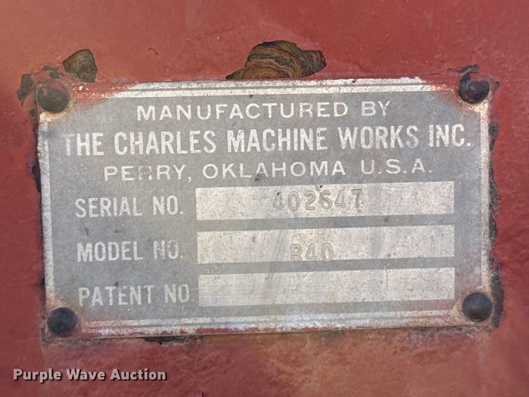 image for item EP0719 Ditch Witch R40 trencher