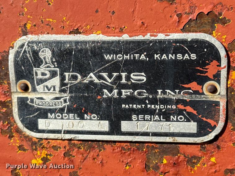 image for item EP0719 Ditch Witch R40 trencher