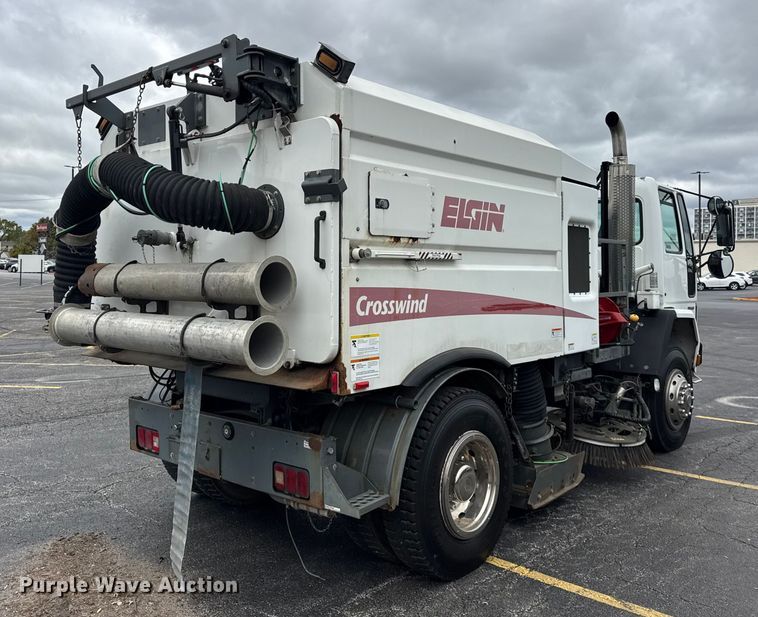 image for item ER0205 2006 Sterling SC8000 street sweeper