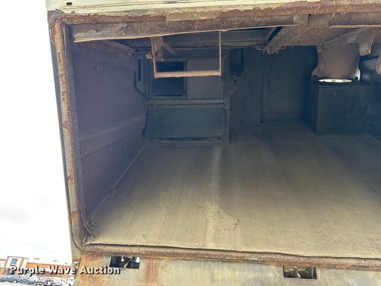 image for item ER0205 2006 Sterling SC8000 street sweeper