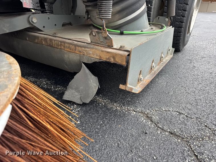 image for item ER0205 2006 Sterling SC8000 street sweeper