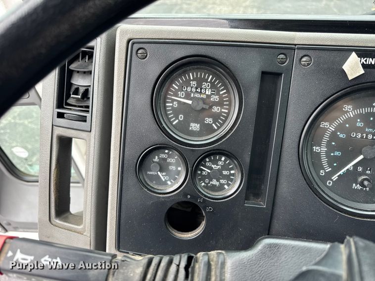 image for item ER0205 2006 Sterling SC8000 street sweeper