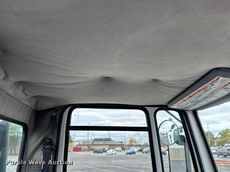 image for item ER0205 2006 Sterling SC8000 street sweeper