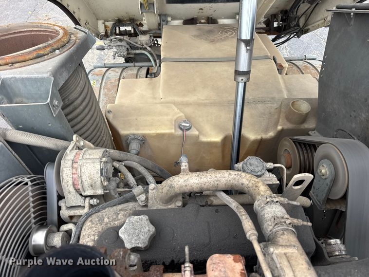 image for item ER0205 2006 Sterling SC8000 street sweeper