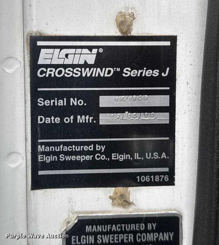 image for item ER0205 2006 Sterling SC8000 street sweeper