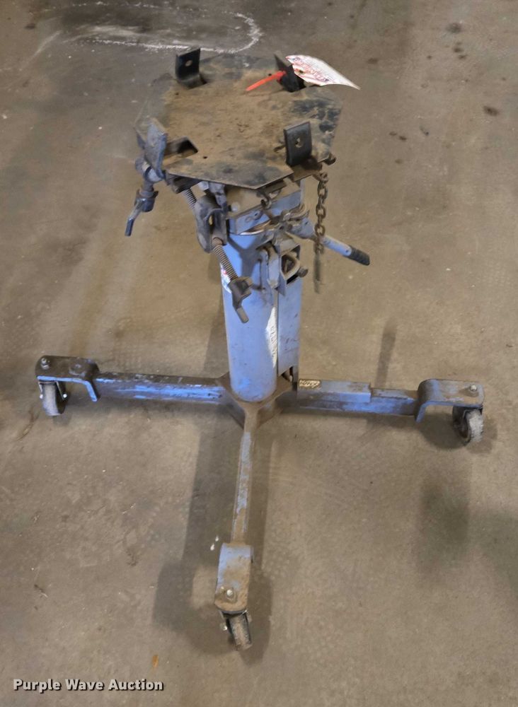 image for item ES2518 Assorted tools