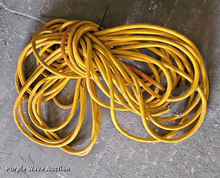 image for item ES2521 Assorted tools