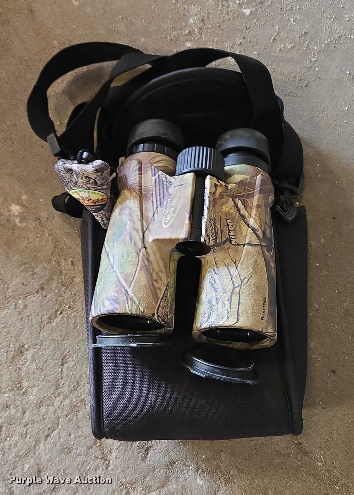 image for item ES2521 Assorted tools