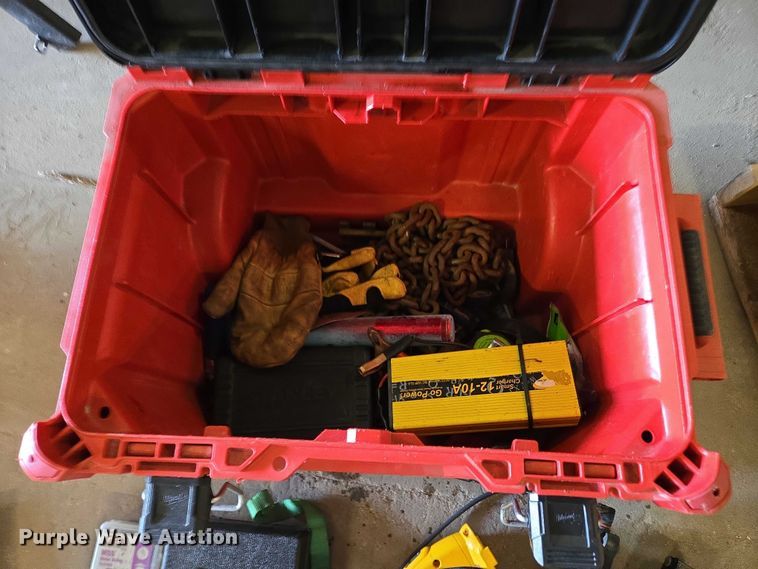 image for item ES2521 Assorted tools