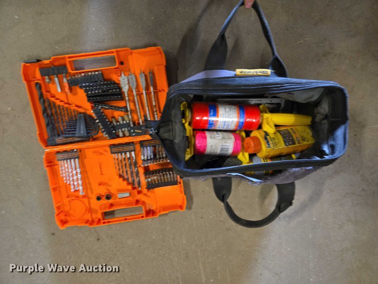 image for item ES2521 Assorted tools