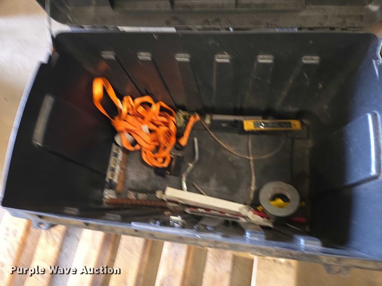 image for item ES2521 Assorted tools