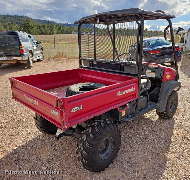 image for item ES2523 2006 Kawasaki Mule 3010 utility vehicle