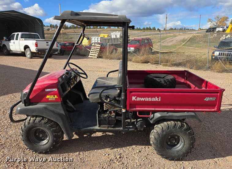 image for item ES2523 2006 Kawasaki Mule 3010 utility vehicle