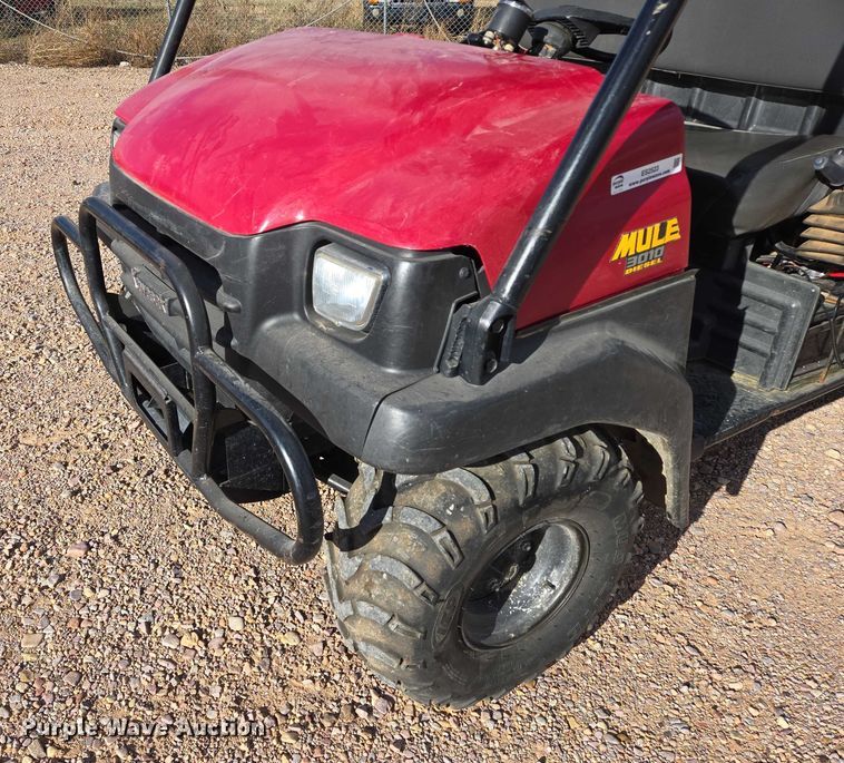 image for item ES2523 2006 Kawasaki Mule 3010 utility vehicle