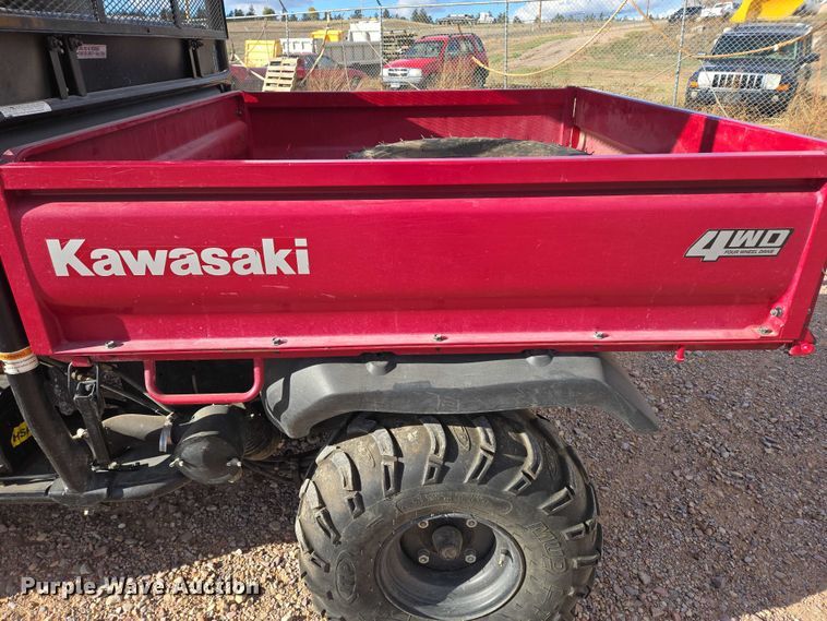 image for item ES2523 2006 Kawasaki Mule 3010 utility vehicle