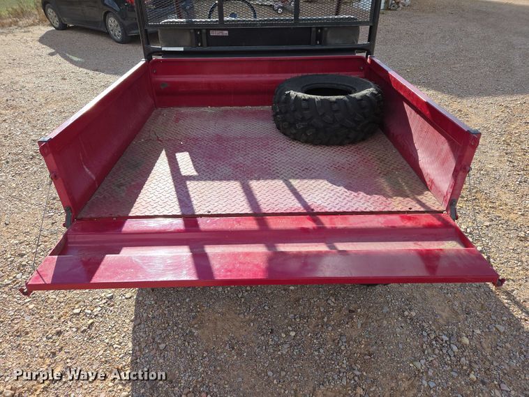 image for item ES2523 2006 Kawasaki Mule 3010 utility vehicle