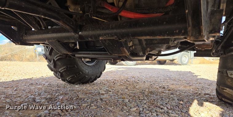 image for item ES2523 2006 Kawasaki Mule 3010 utility vehicle