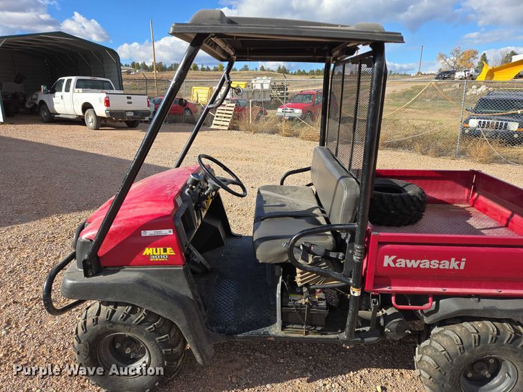 image for item ES2523 2006 Kawasaki Mule 3010 utility vehicle