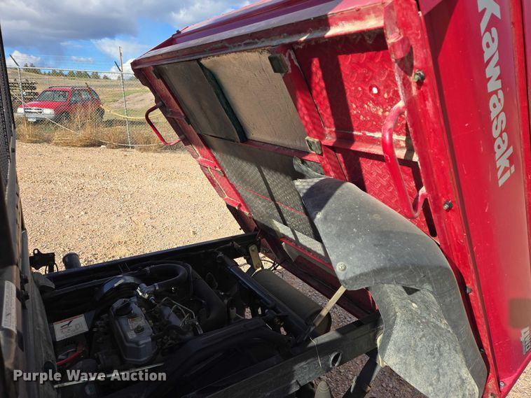 image for item ES2523 2006 Kawasaki Mule 3010 utility vehicle