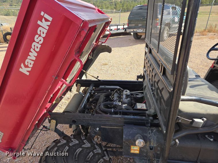 image for item ES2523 2006 Kawasaki Mule 3010 utility vehicle