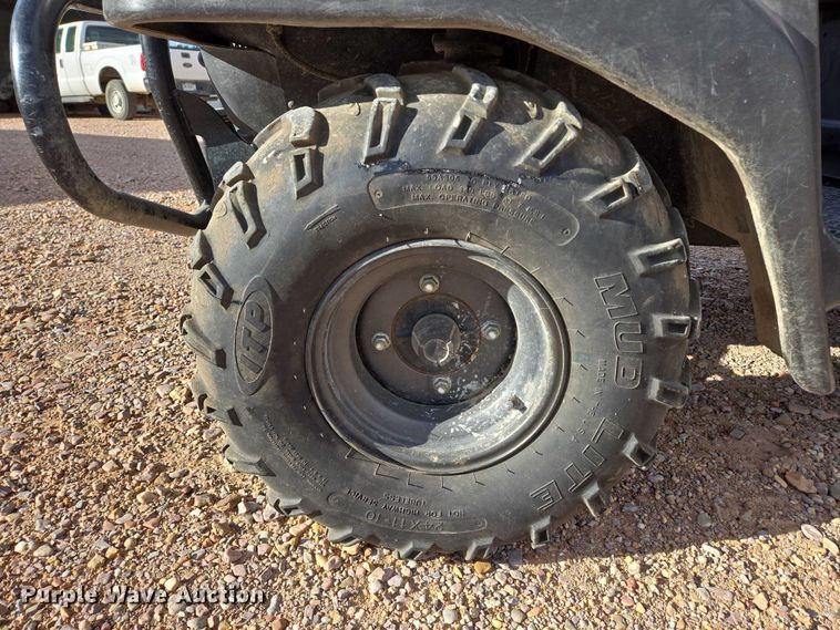 image for item ES2523 2006 Kawasaki Mule 3010 utility vehicle