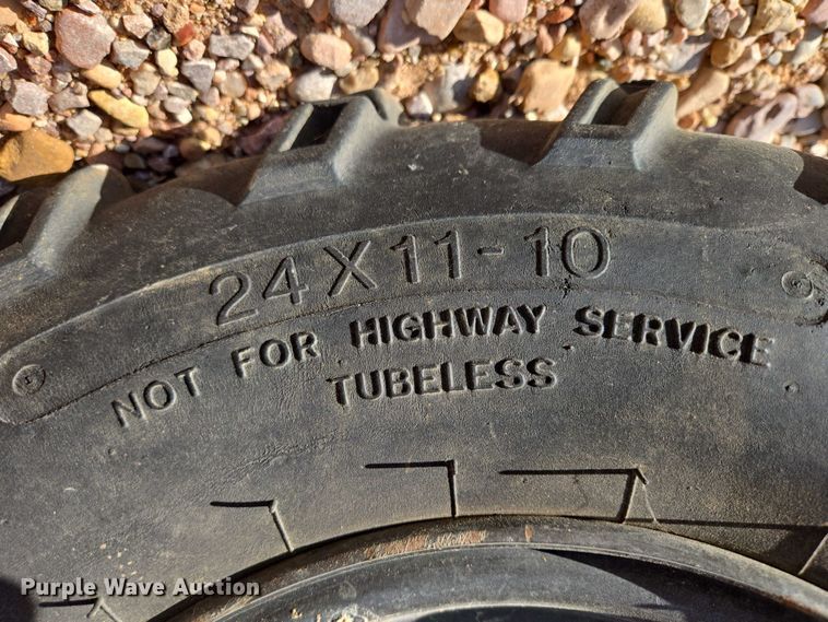 image for item ES2523 2006 Kawasaki Mule 3010 utility vehicle