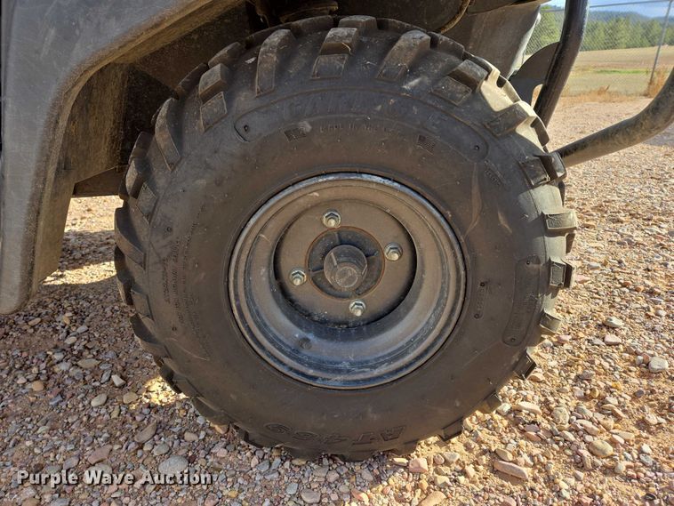 image for item ES2523 2006 Kawasaki Mule 3010 utility vehicle