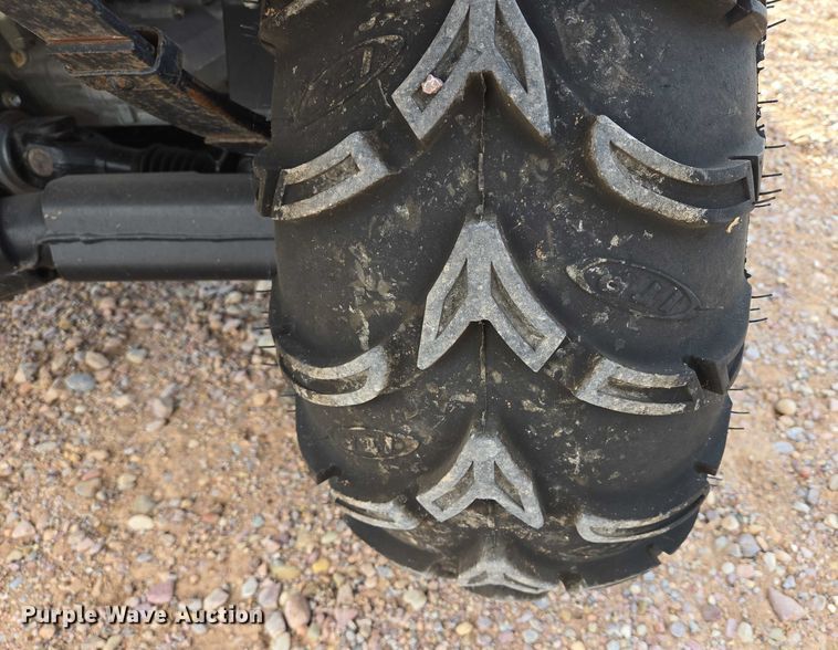 image for item ES2523 2006 Kawasaki Mule 3010 utility vehicle