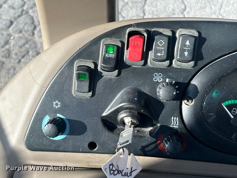 image for item ET3281 2013 Case 590 Super N backhoe