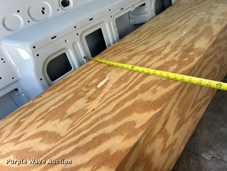 image for item ET3283 2018 Ford Transit 250 van