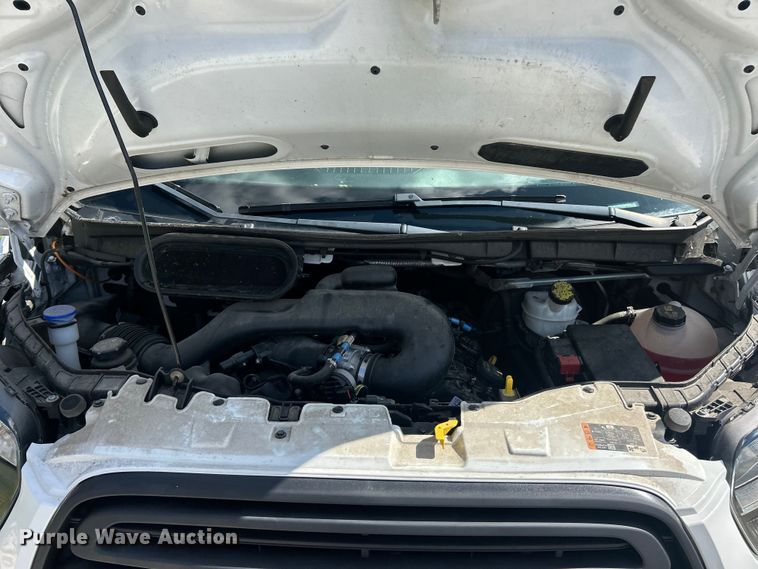 image for item ET3283 2018 Ford Transit 250 van