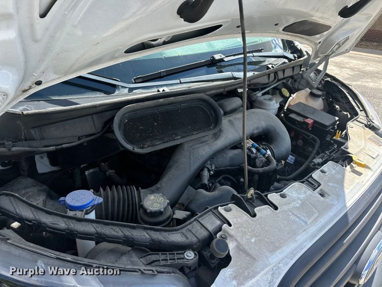 image for item ET3283 2018 Ford Transit 250 van