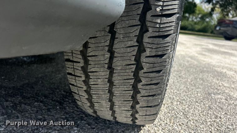 image for item ET3283 2018 Ford Transit 250 van