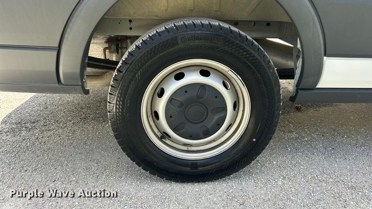 image for item ET3283 2018 Ford Transit 250 van