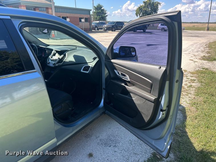 image for item ET3284 2015 GMC Terrain SLE SUV