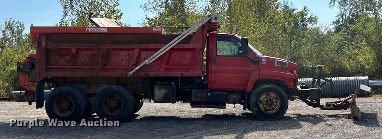 image for item ET3374 2005 Chevrolet C8500 dump truck