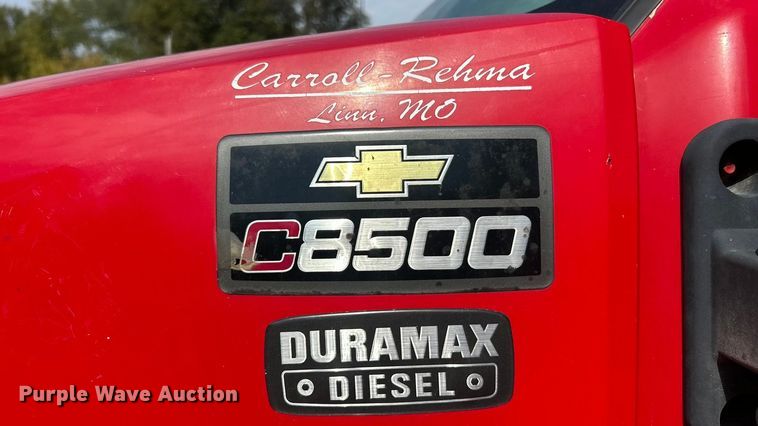 image for item ET3374 2005 Chevrolet C8500 dump truck