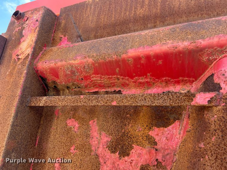 image for item ET3374 2005 Chevrolet C8500 dump truck